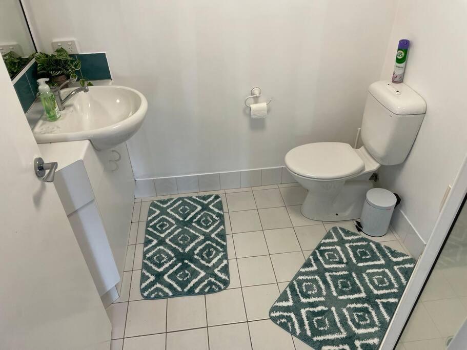 2 Beds 2 Baths Apt In Braddon Cbd - Pool, 1 Free Parking, Gym Daire Kanberra Dış mekan fotoğraf